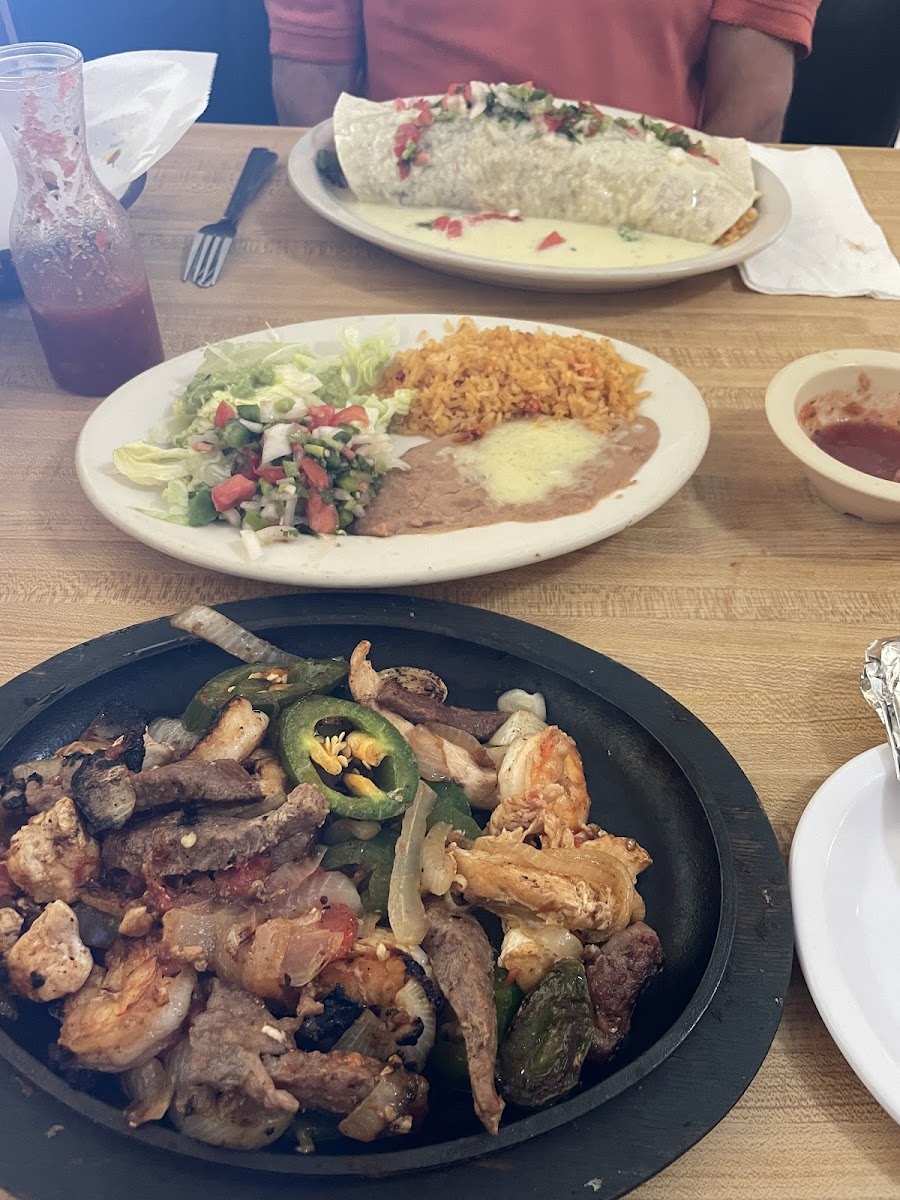 Lorenzo's Mexican Grille Photos 2